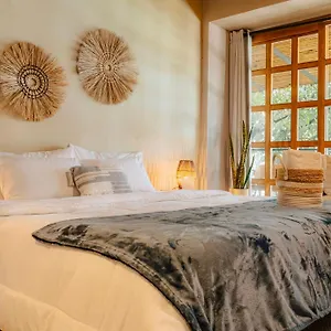 Poblado Muuk Boutique Campestre **** Medellin
