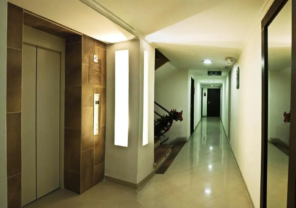 Hotel Alameda De La 10 メデジン