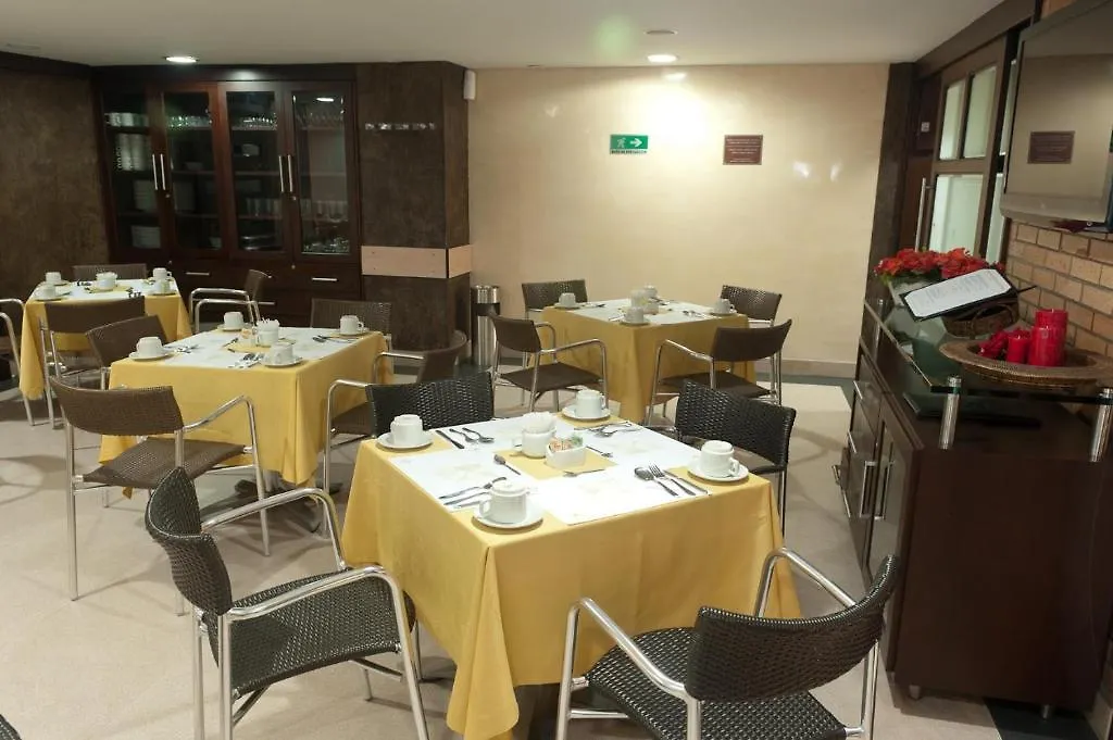 Hotel Alameda De La 10 メデジン 4*,  コロンビア